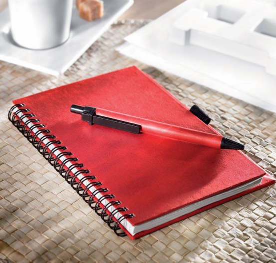 ТВОЙ ежеМЕМник ✍️